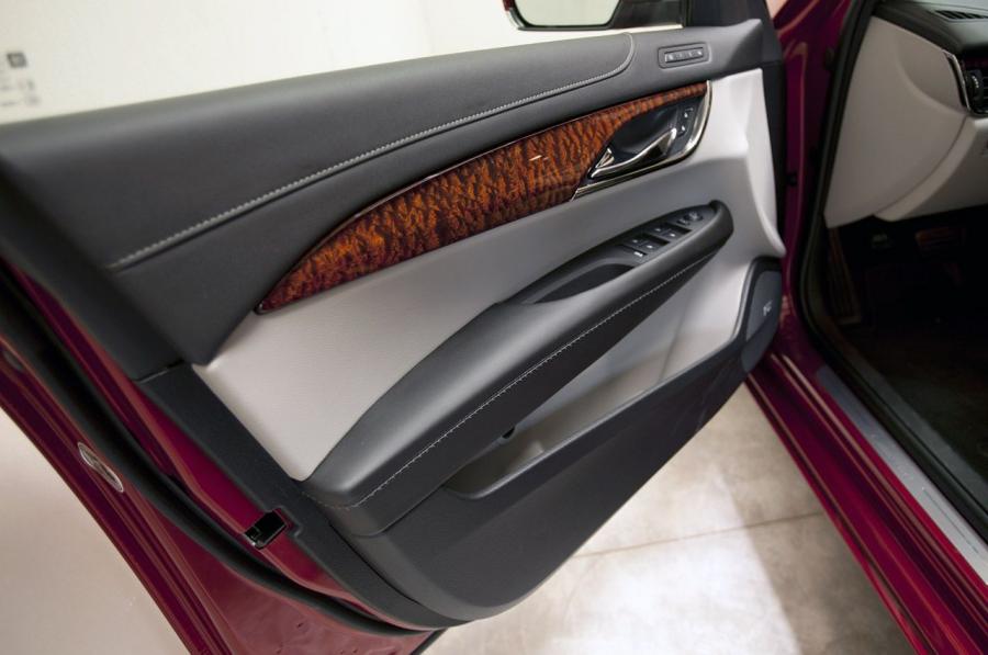  Cadillac ATS 2012 года  (фото 226 из 258)